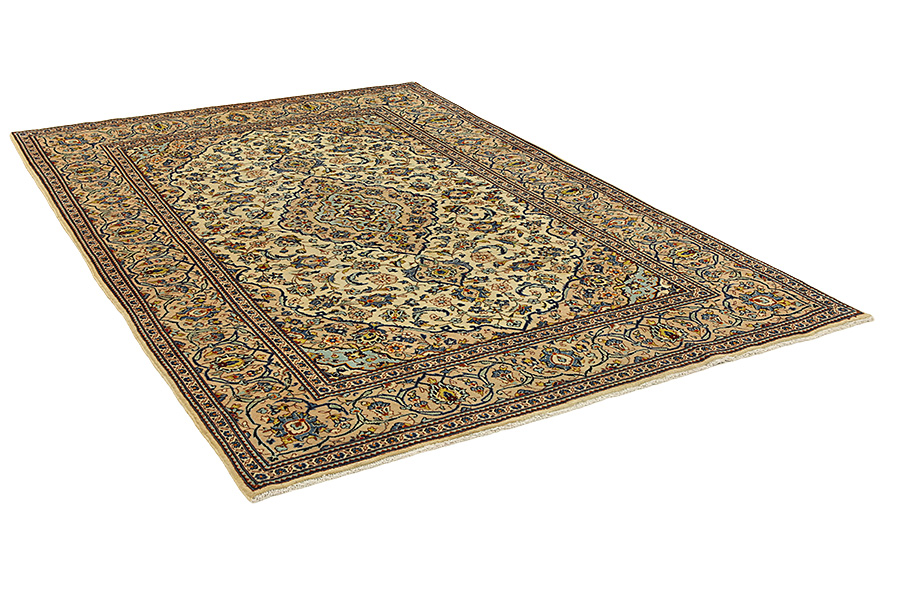 Kashan Tapis Persan 300x196 - Image 1
