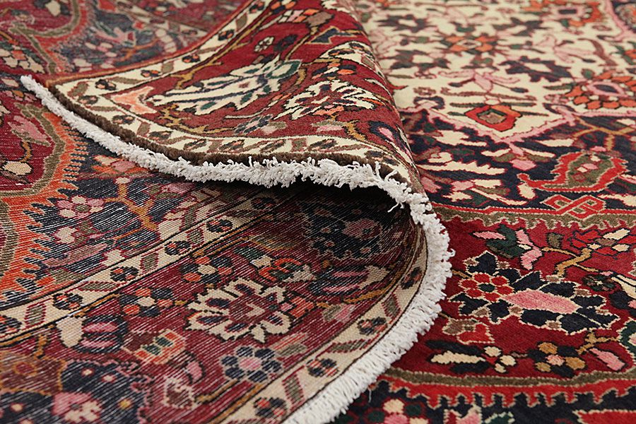 Bakhtiar Tapis Persan 296x203 - Image 4