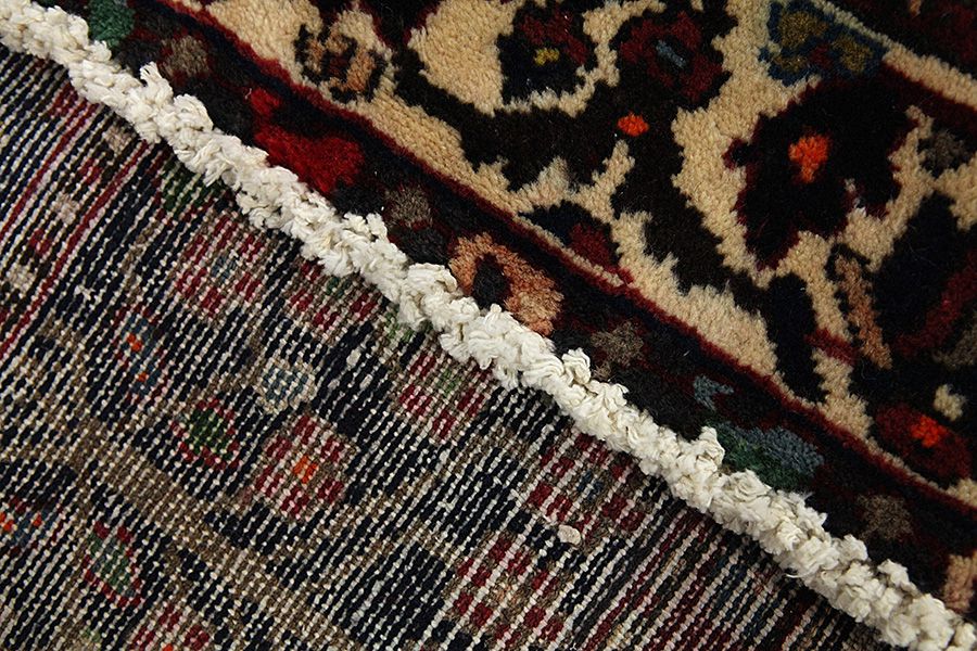 Bakhtiar Tapis Persan 317x175 - Image 5