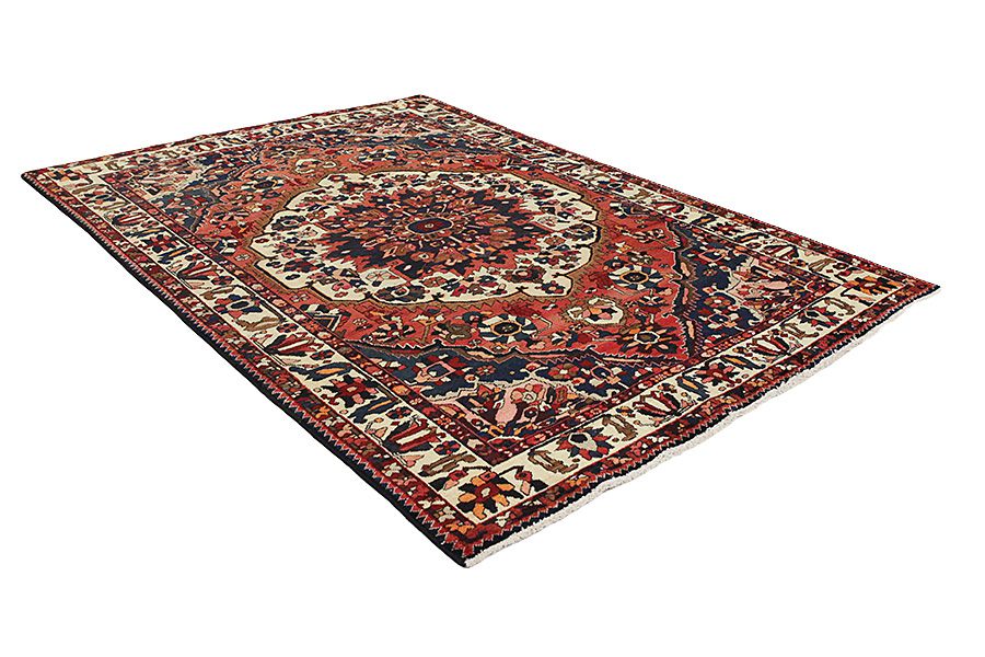 Bakhtiar Tapis Persan 300x210 - Image 1