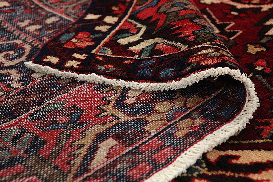 Bakhtiar Tapis Persan 390x298 - Image 4
