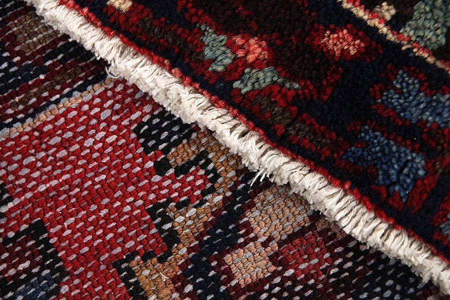 Bakhtiar Tapis Persan 390x298 - Image 5