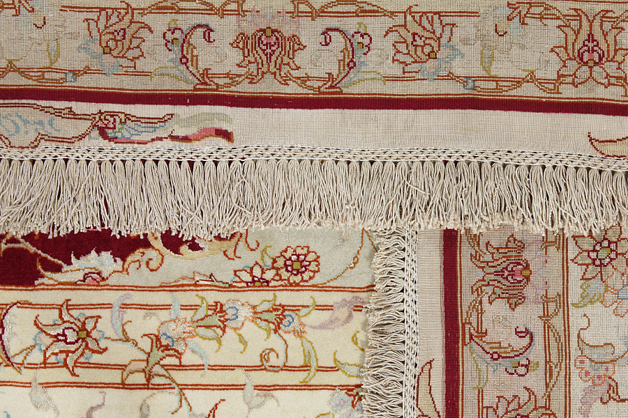 Tabriz Tapis Persan 350x247 - Image 16