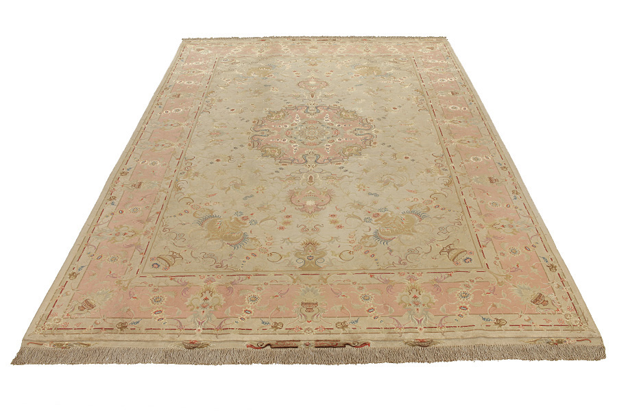 Tabriz Tapis Persan 300x195 - Image 3