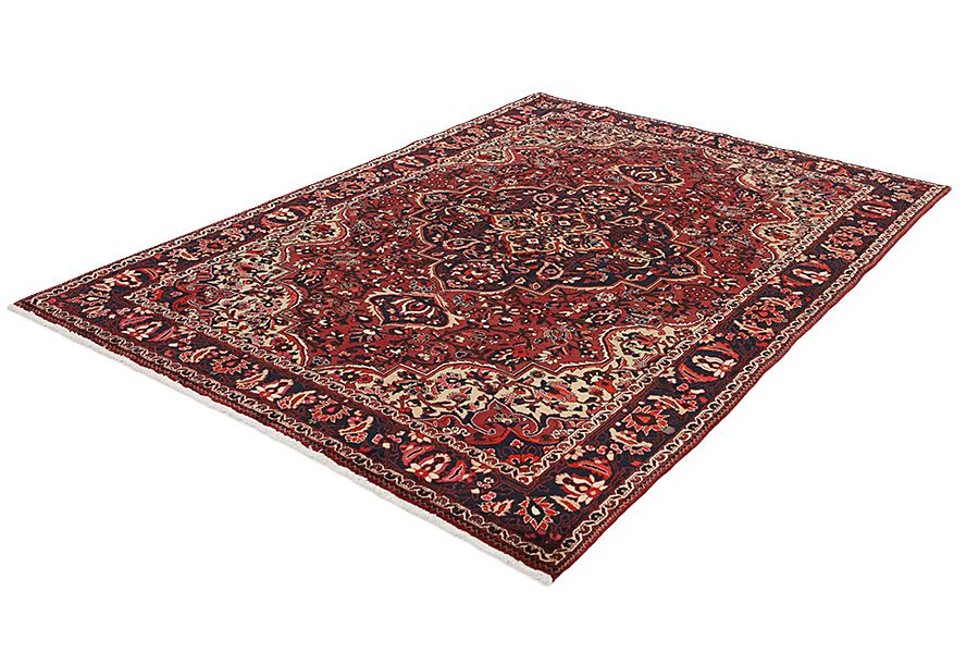 Bakhtiar Tapis Persan 300x202 - Image 2
