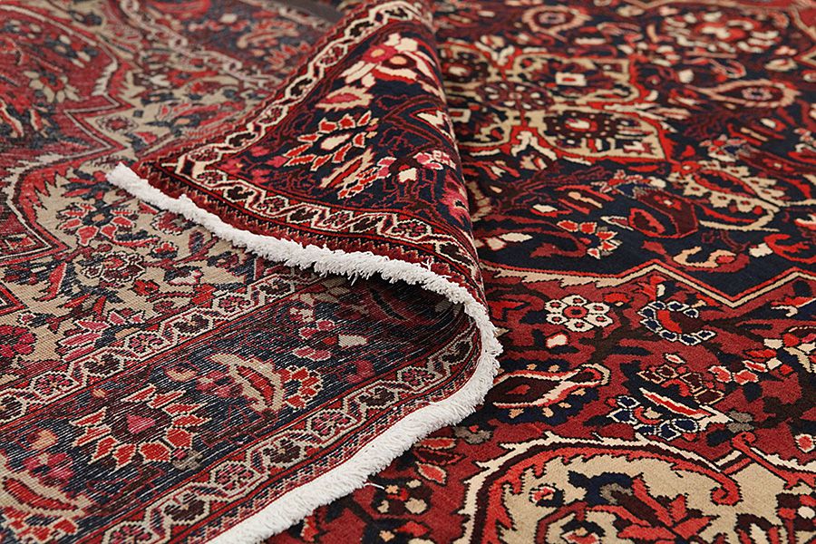 Bakhtiar Tapis Persan 300x202 - Image 4