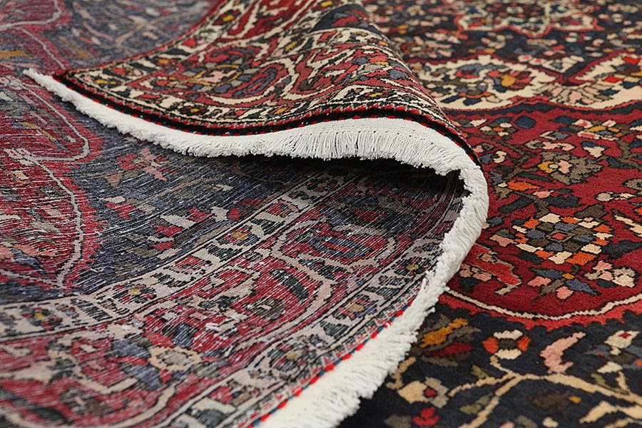 Bakhtiar Tapis Persan 318x213 - Image 4